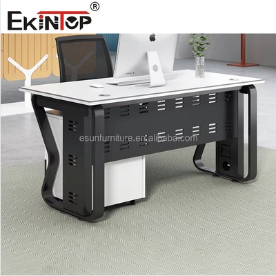 การออกแบบที่ทันสมัย Coworking โมดูลอร์ออฟฟิศ Workstation ห้องทํางาน Call Center โต๊ะทํางาน